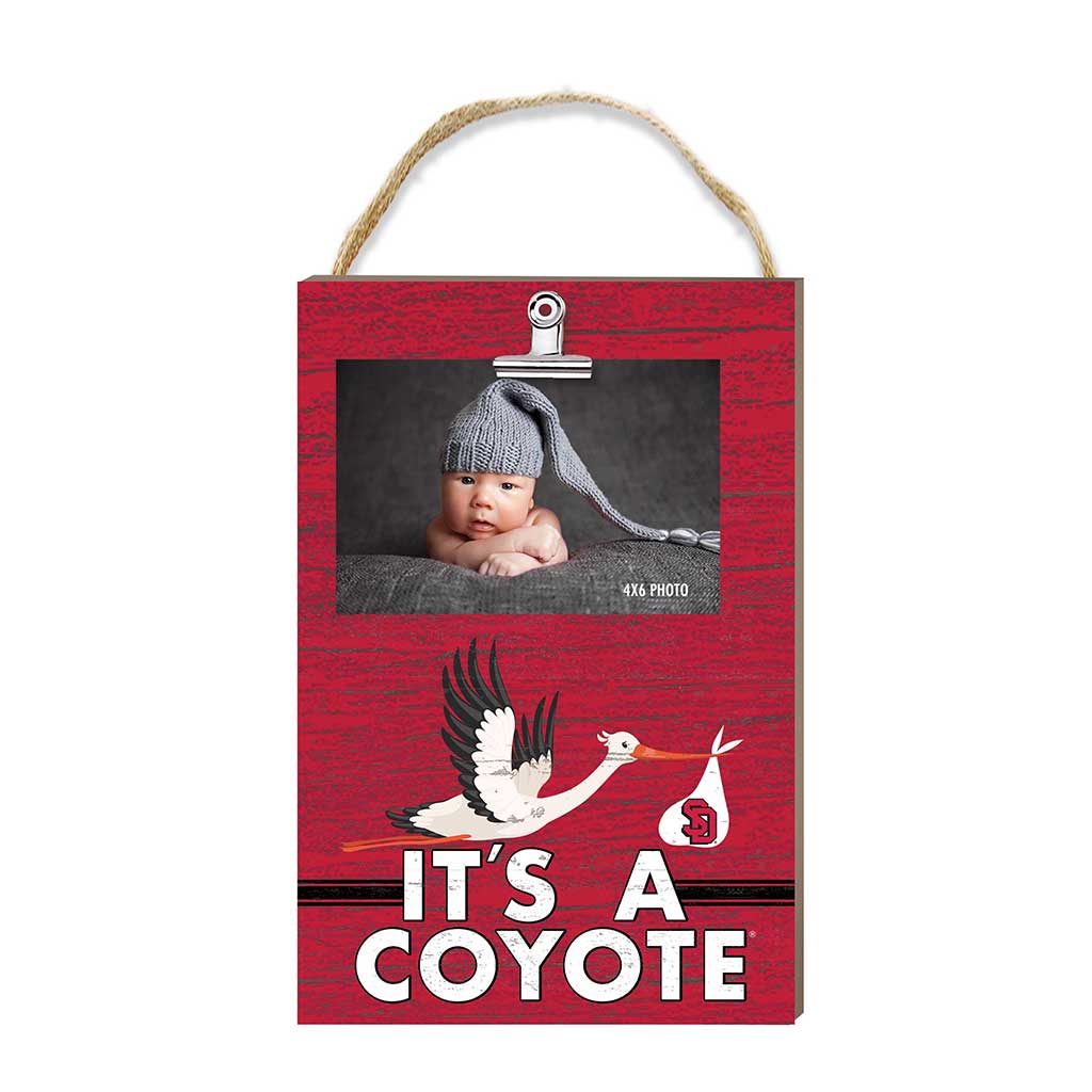 Hanging Clip-It Photo It's A South Dakota Coyotes
