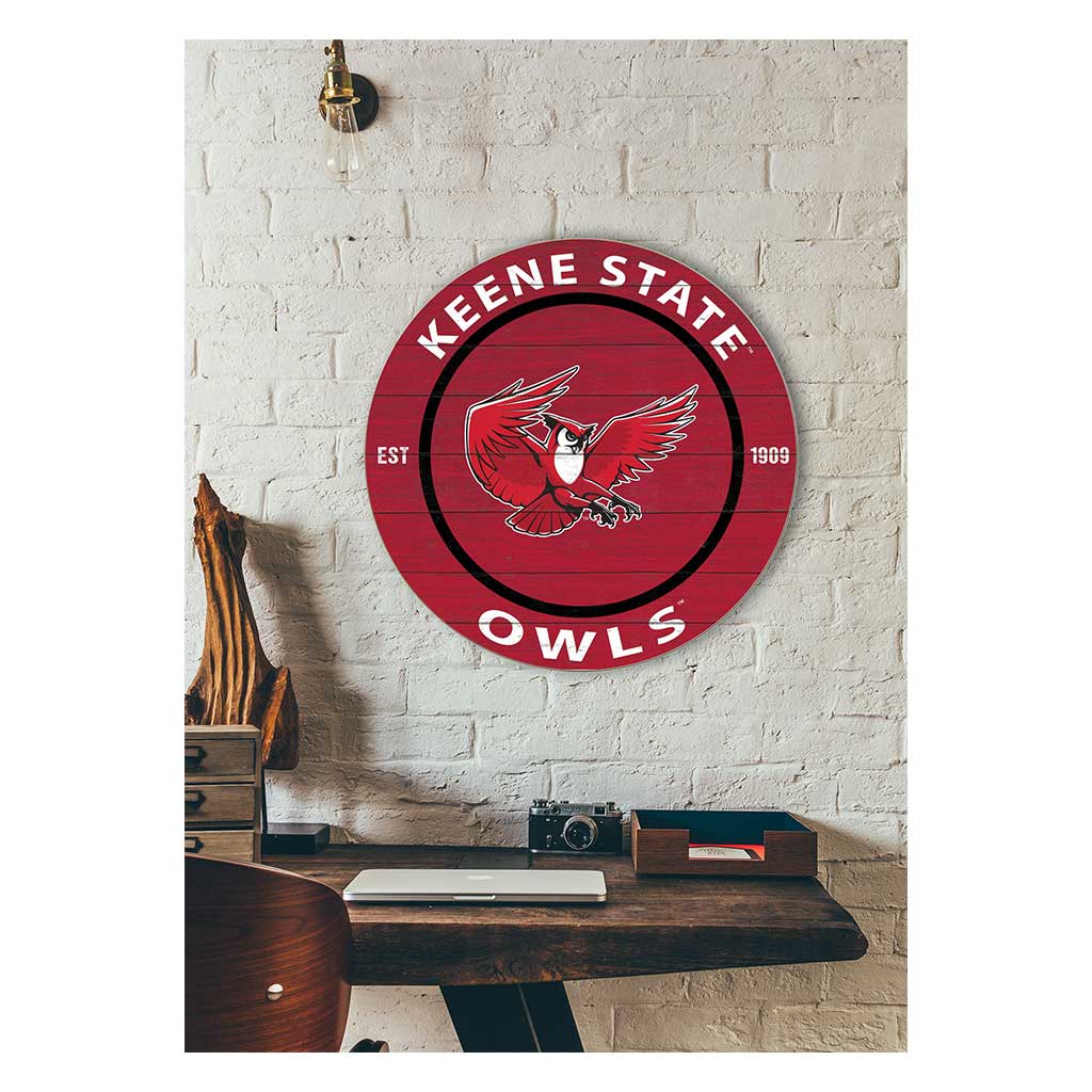 20x20 Weathered Colored Circle Keene State College Owls