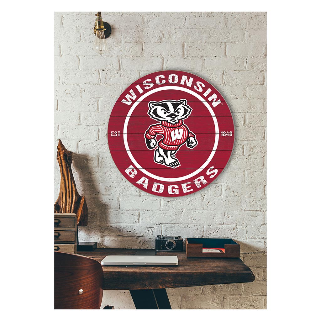 20x20 Weathered Colored Circle Wisconsin Badgers
